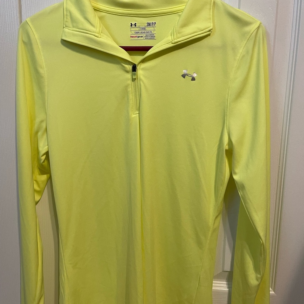 Under armour dri fit quarter zip up. Size small.
